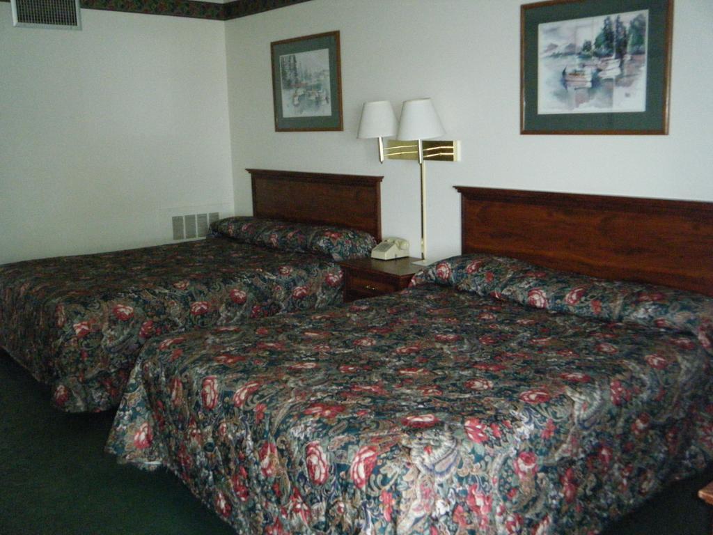 Cadillac Sands Resort Habitación foto